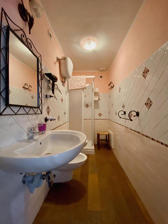Bed and Breakfast Domos Antigas Bottidda Экстерьер фото